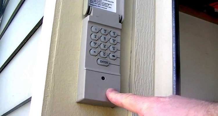 Electric Gate Keypad Repair Hollywood